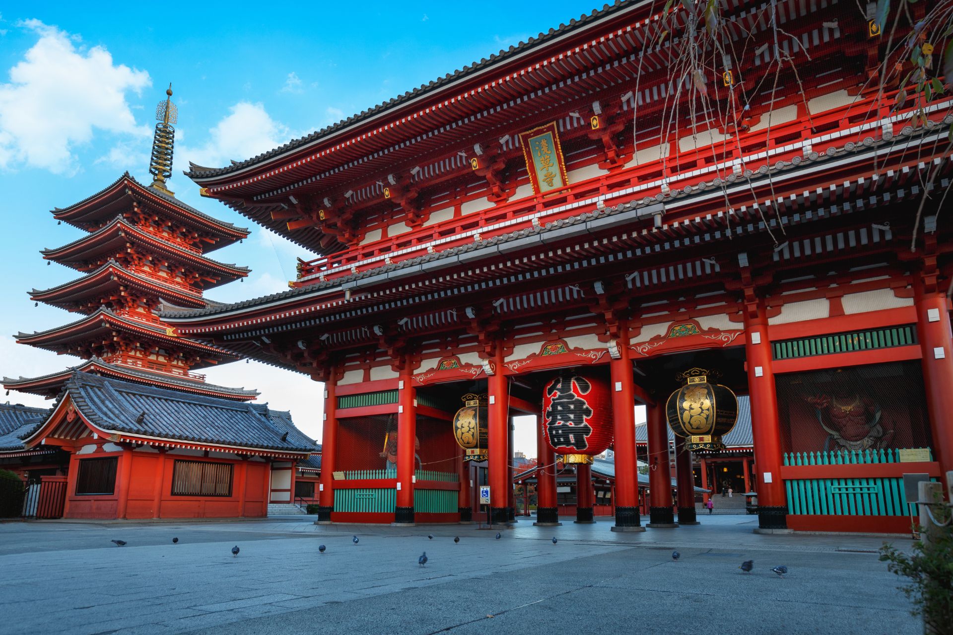 Sensouji temple, Tokyo Japan